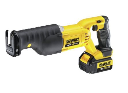 DeWALT Li-Ion Akku Bürstenmotor Säbelsäge / 2950U/min, UK-Netzstecker