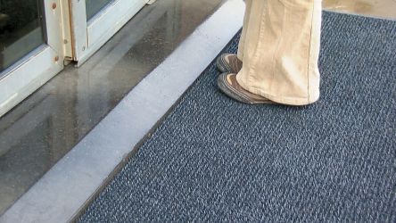 ID Group Grey Anti-Slip Polyethylene Mat 16m x 910mm x 17.5 → 20.5mm