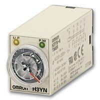 Omron Relais Temporisé H3YN-2, 12 → 125 V Dc, 24 → 230V C.a., Rail DIN, 2 Contacts