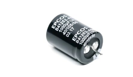 EPCOS Snap-In Aluminium-Elektrolyt Kondensator 4700μF / 50V Dc, Ø 30mm X 30mm, Bis 105°C