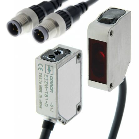 Omron E3ZM Kubisch Optischer Sensor, Durchgangsstrahl, Bereich 15 M, PNP Ausgang, Vorverdrahtete M12-Steckverbinder