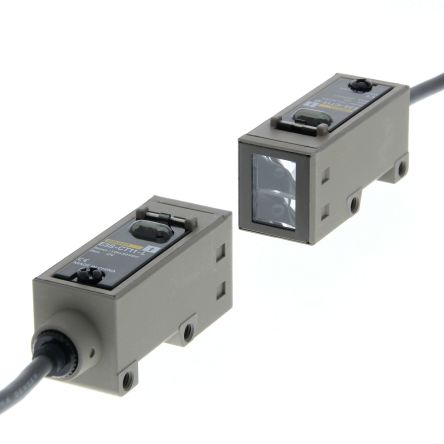 Omron Kubisch Optischer Sensor, Durchgangsstrahl, Bereich 30000 Mm, NPN/PNP Ausgang, Anschlusskabel, Hell-/dunkelschaltend