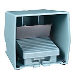 Schneider Electric Industrial Duty Momentary On-Off Foot Switch - Metal Case Material, 2NO/2NC, 270 mA @ 250 V dc, 3 A