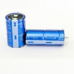 Supercondensador EDLC RS PRO, 150F, -20 → +80%, 2.7V dc, Montaje en orificio pasante