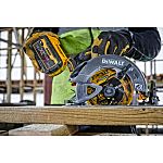 DeWALT DCS578X DCS578X2-QW 190mm Cordless Circular Saw, 54V