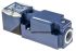 Czujnik zbliżeniowy Indukcyjny PNP 40 mm Telemecanique Sensors 12 → 48 V DC długość 40mm w obudowie prostokątnej