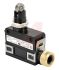 Honeywell SL1 Series Roller Plunger Limit Switch, NO/NC, IP67, SPDT, Die Cast Zinc Housing, 250V ac Max, 5A Max